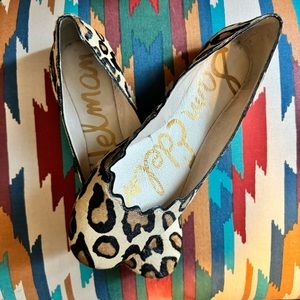 Sam Edelman Calf Hair Leopard Cheetah Flats EUC Size 8